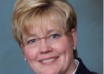 Thew named CCS board chairwoman