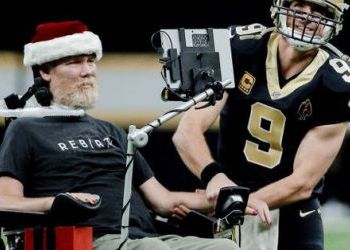 Steve Gleason, former WSU and New Orleans Saints football star awarded Congressional Gold Medal