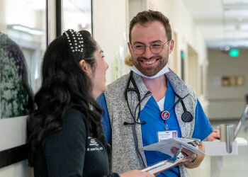 WSU College of Medicine welcomes first doctors to critical care program