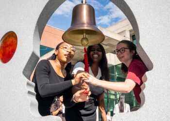WSU Health Sciences launches bell ringing tradition for students