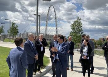 Governor Inslee visits Catalyst site - June 7